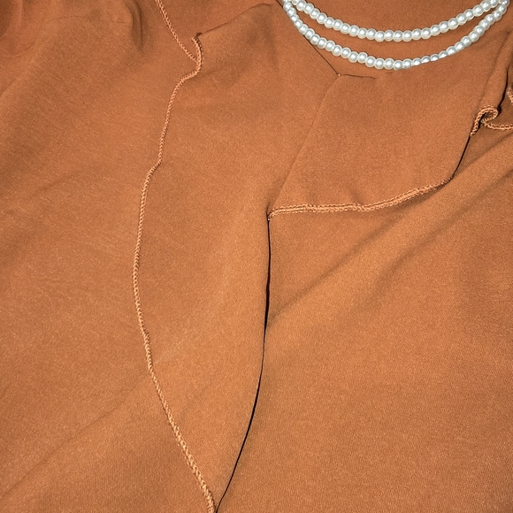 Women's Ruffled Off-Shoulder Top - Rust - Picture 3 of 4